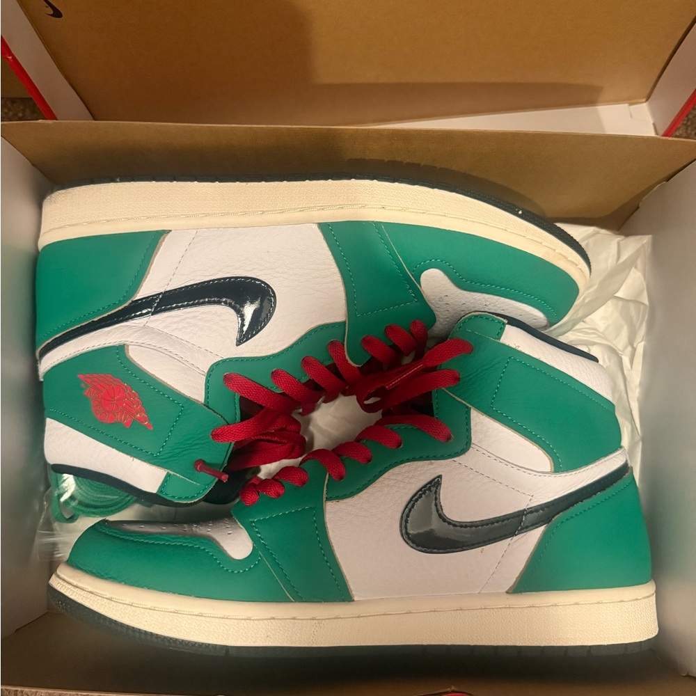 Air Jordan 1 high lucky green size 9.5M/11.5W